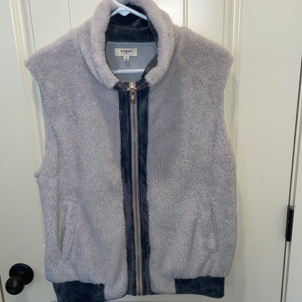 Umgee Vest